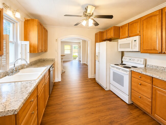 Foto del edificio - 110 Reid Acres Ln