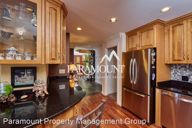 Building Photo - 5 br, 3 bath House - 3535 Mathews Dr NW
