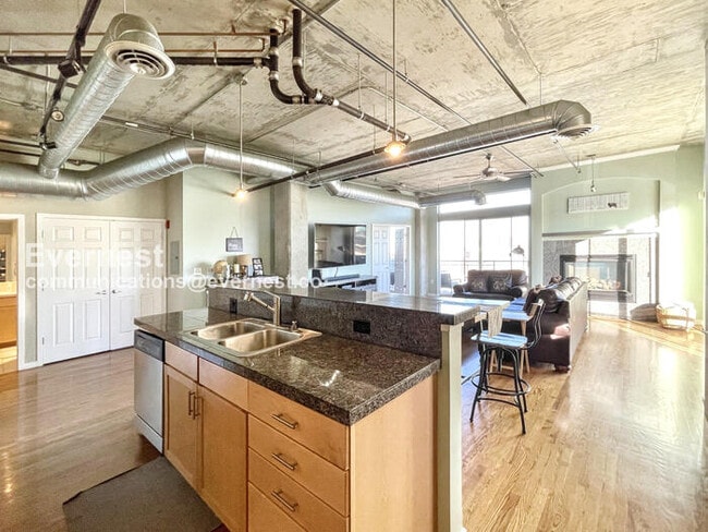 Foto del edificio - 3201 Shoshone St