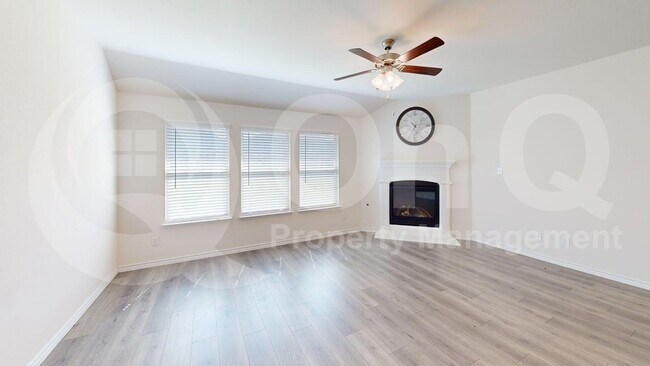 Foto del edificio - 402 Cliffmere Dr