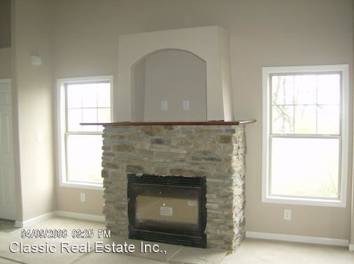 Building Photo - 4 br, 2.5 bath House - 3145 Sweet Clover Lane