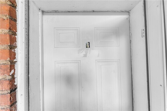 Foto del edificio - 2133 W 98th St