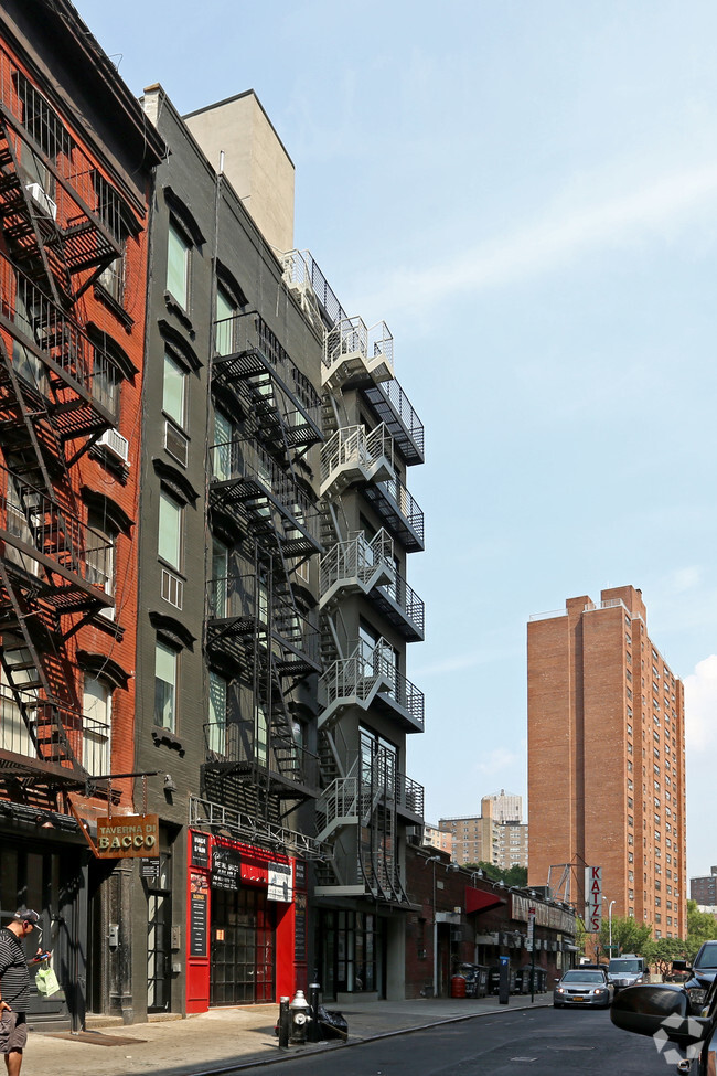 Building Photo - 179 Ludlow St