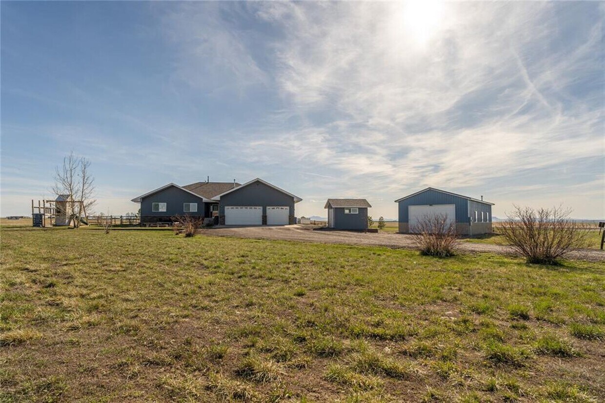 Primary Photo - Home with 5 acres just outside of Great Fa...