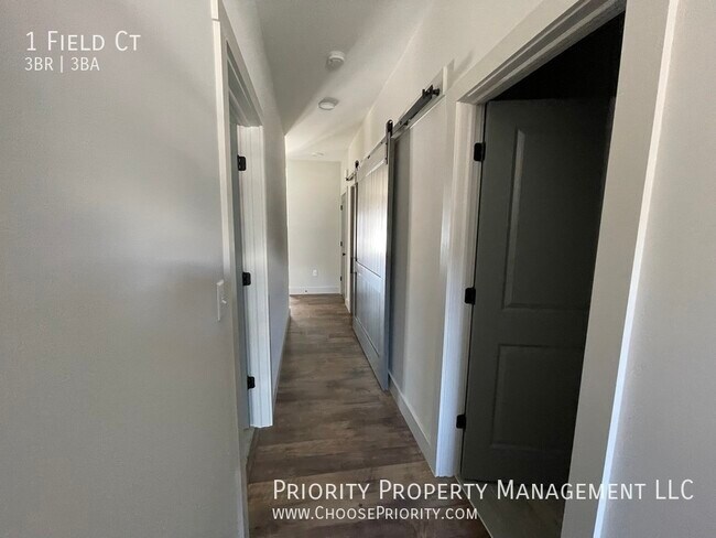 Building Photo - 3 Bdrm 2.5 Bath Townhome in Bridgewater - ...