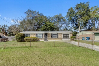 Building Photo - 11034 Key Haven Blvd