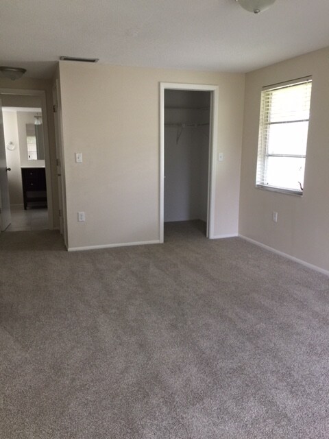 Building Photo - 282 Mt Vernon Dr