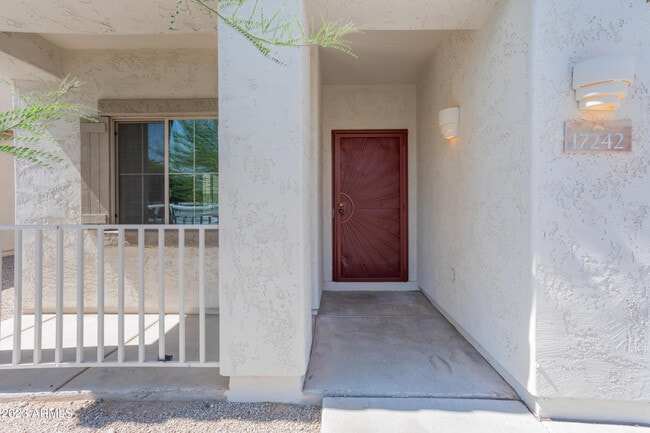 Foto del edificio - 17242 W Marshall Ln