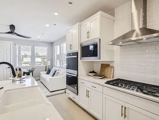 Foto del edificio - Charming 3BR Townhome in Fort Collins