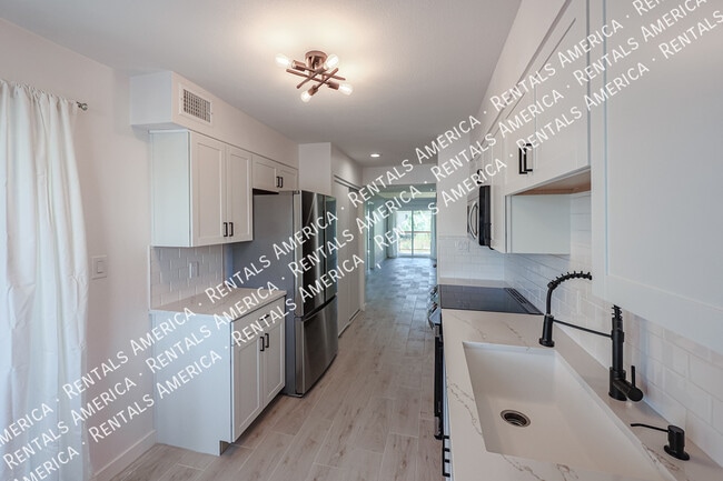 Building Photo - 9275 E Mission Ln