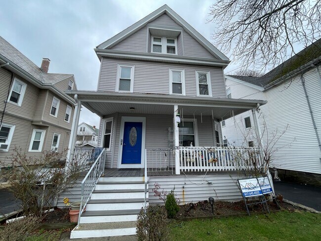 Building Photo - 63 Fairbanks St