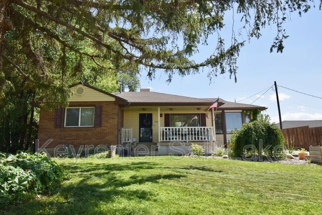 Building Photo - 159 W 2200 S