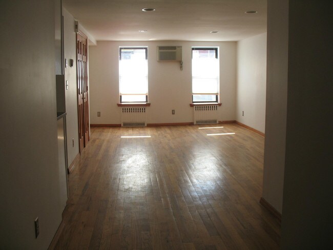 Foto del edificio - 139 14th St