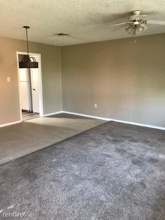 Foto del edificio - 2 br, 1 bath  - 7540 NW Tango Rd Tango