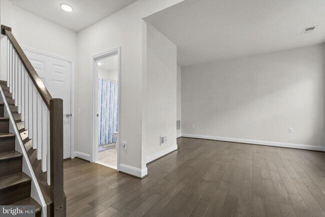 Foto del edificio - 17357 Redshank Rd