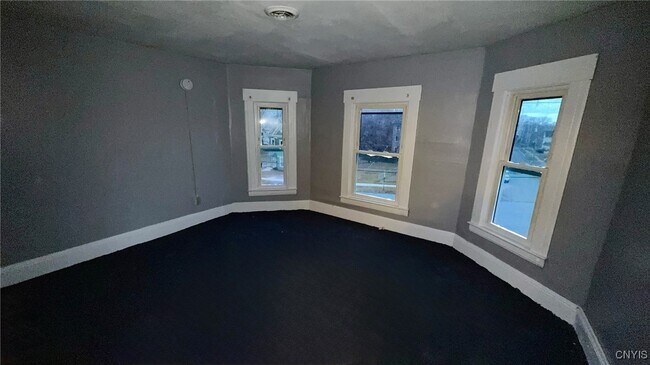 Foto del edificio - 367 Furman St