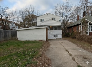 Building Photo - 527 Akins Ct