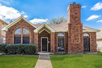 Building Photo - 919 Walters Dr