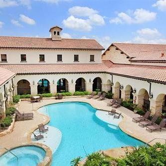 Foto del edificio - 1701 Oak Hill Ln