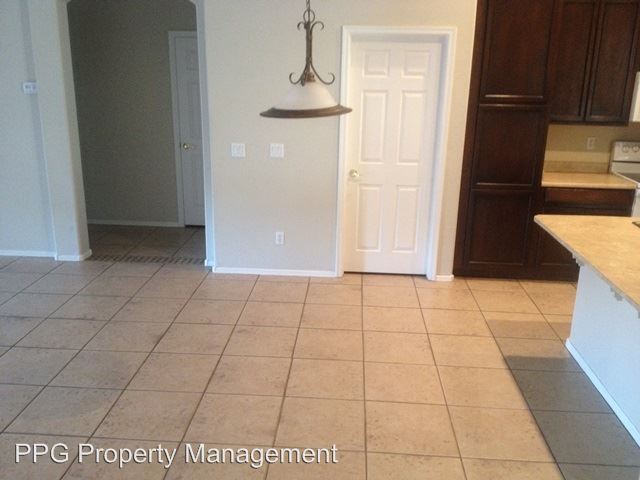 Foto del edificio - 3310 S 93rd Ave