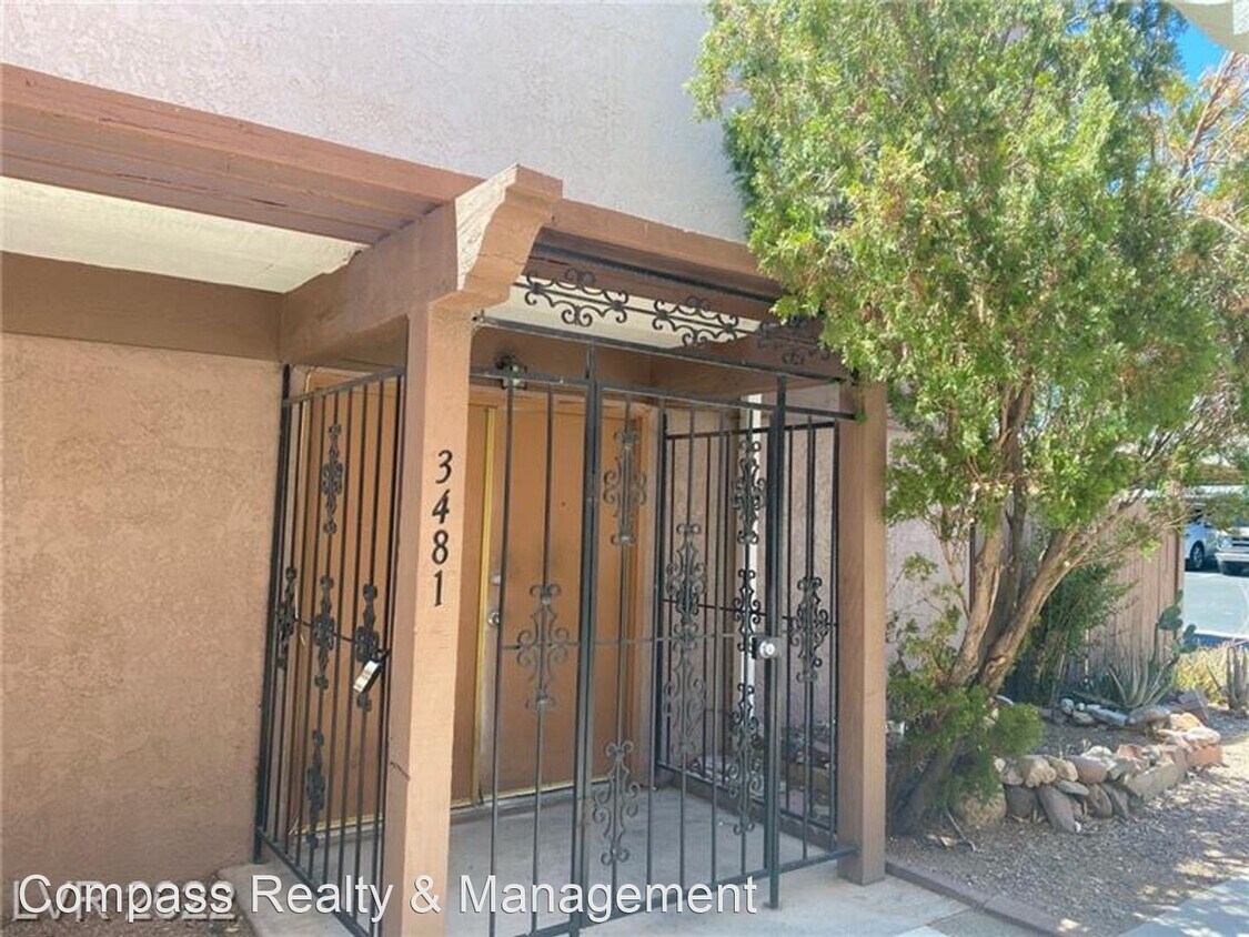 Foto principal - 3 br, 1.5 bath House - 3481 Villa Knolls S...