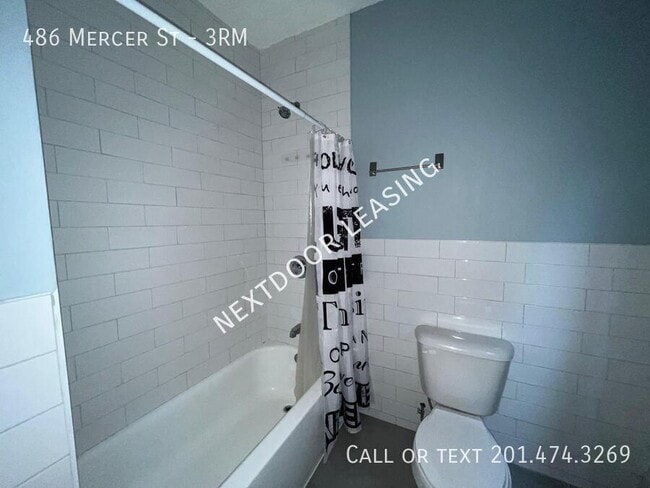 Photo - 486 Mercer St Apartment