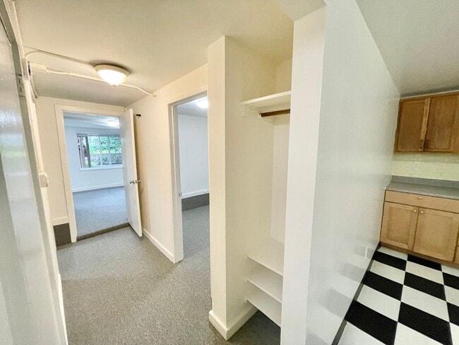 Building Photo - Fantastic Noe location!  2BR/1BA Garden Unit! Yard! Laundry! Rent Controlled! - PROGRESSIVE