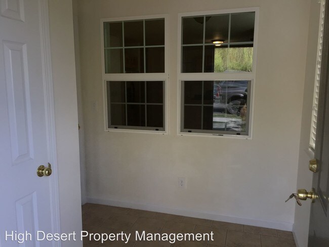 Foto del edificio - 3 br, 2.5 bath House - 63148 NE Lancaster St.