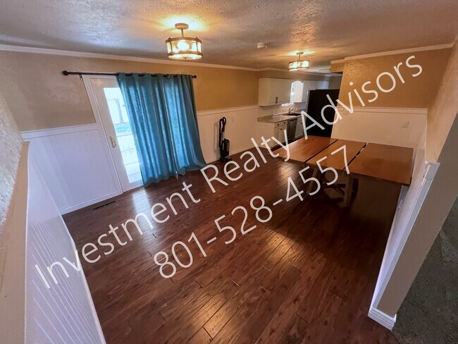 Foto del edificio - 2096 N 4500 W