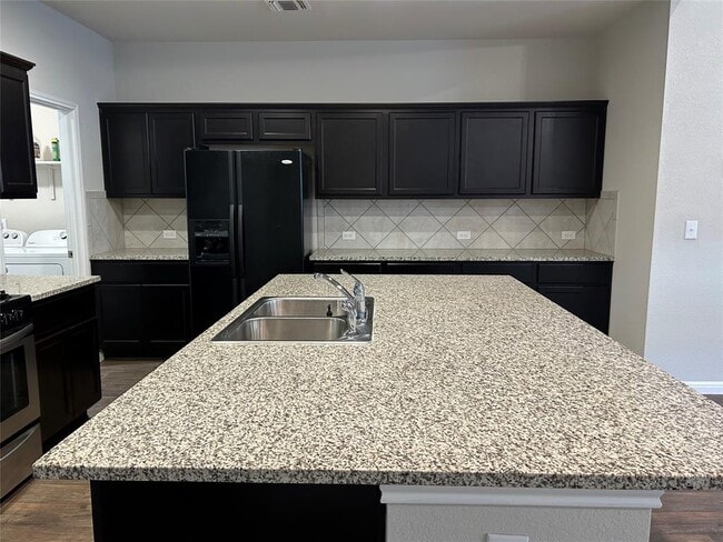 Foto del edificio - 2212 Baugh Rd