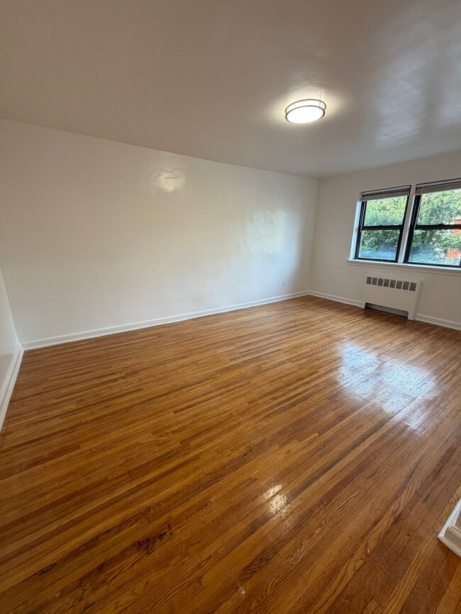 Building Photo - 457 Highland Ave