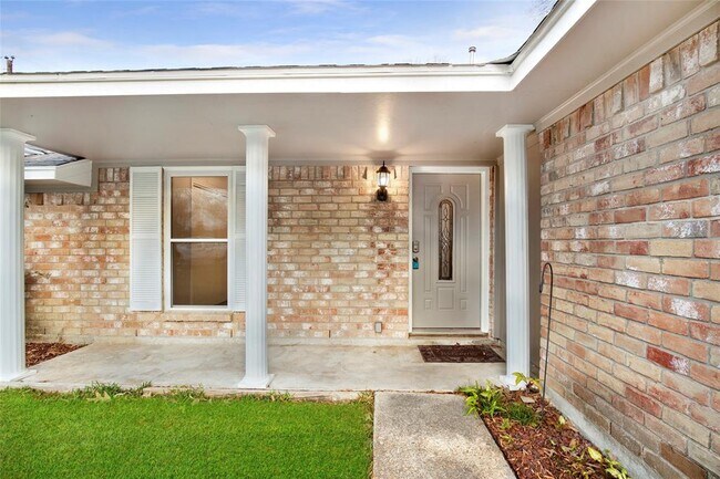 Foto del edificio - 24615 Shellbrook Dr