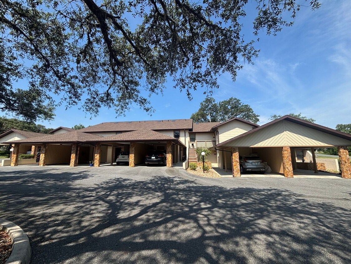 Foto principal - Great Location, 2 Bedroom W/ Access Citrus...
