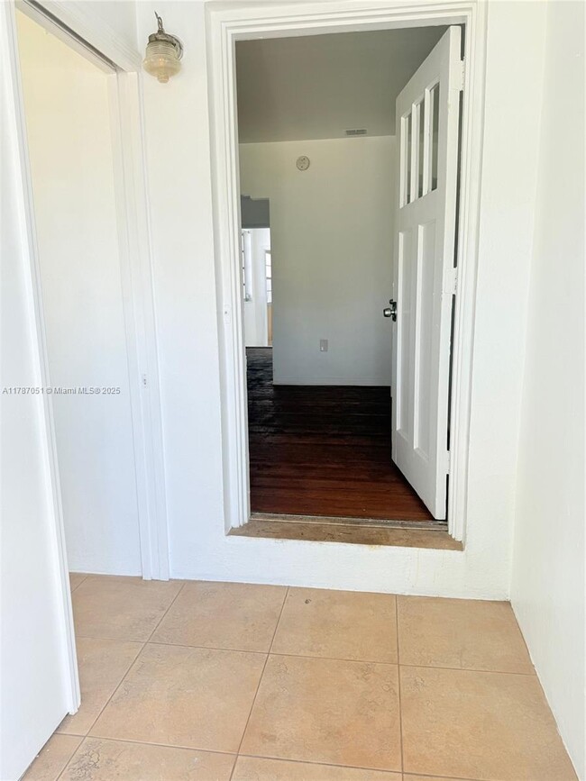 Foto del edificio - 3 bedroom in Hollywood FL 33020