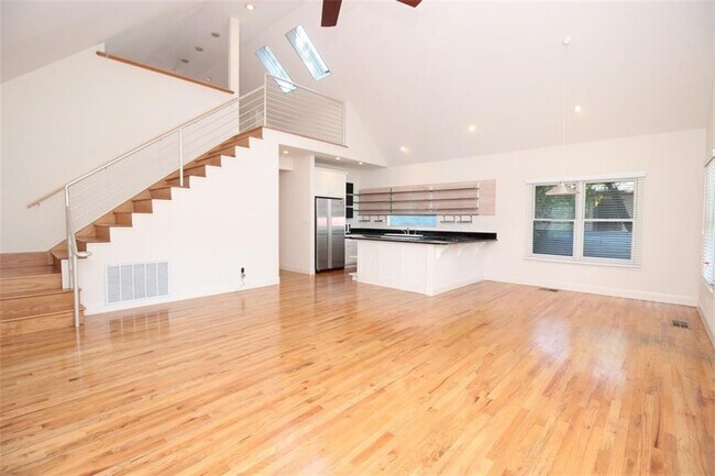 Foto del edificio - 604 W Annie St