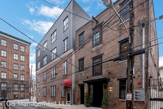 Building Photo - 2 br, 1 bath House - 1233 Hamilton St