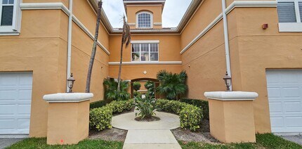 Building Photo - 5035 Fairways Cir
