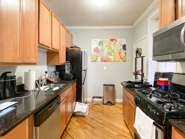 Foto del edificio - 1708 W Wallen Ave