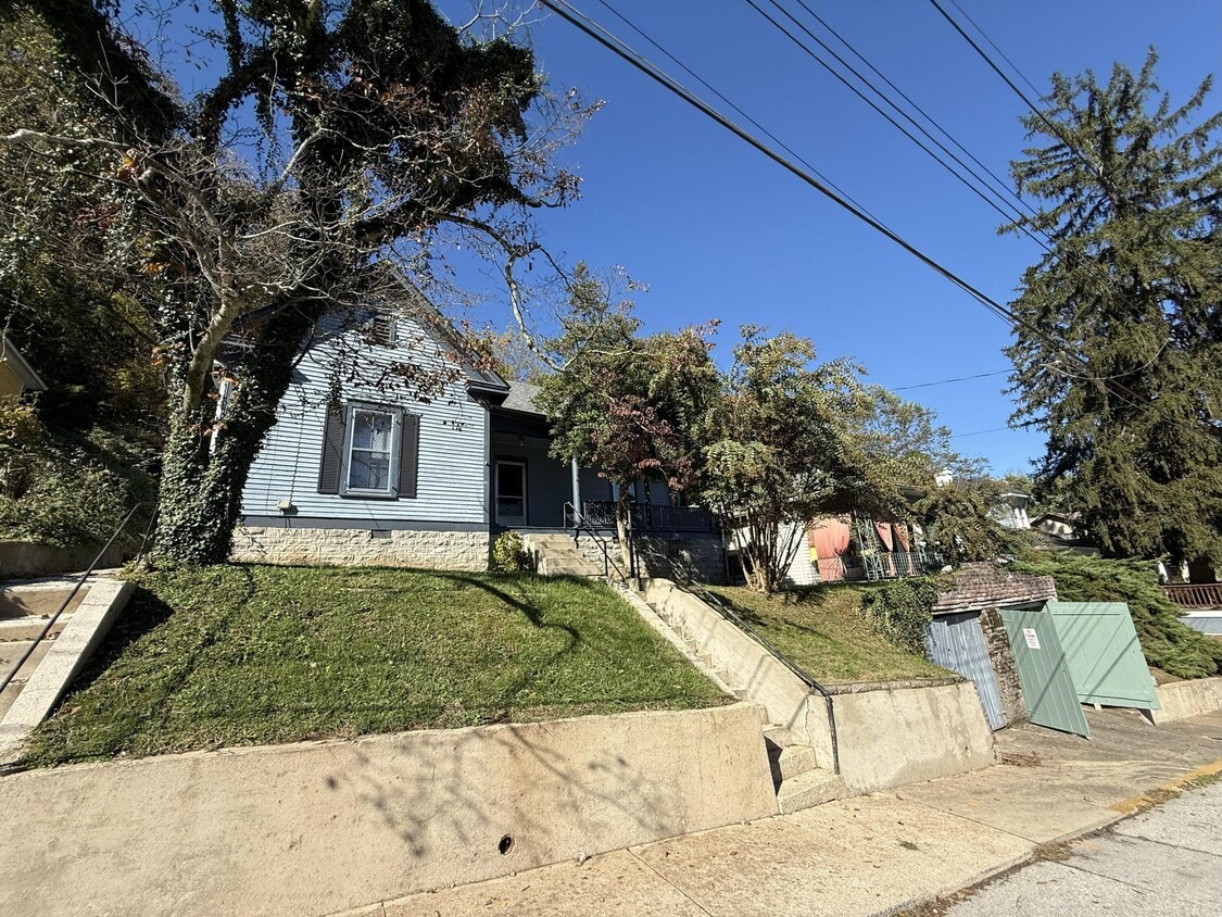 Foto principal - 404 Ewing St