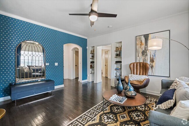 Building Photo - Step Into Stylish Comfort