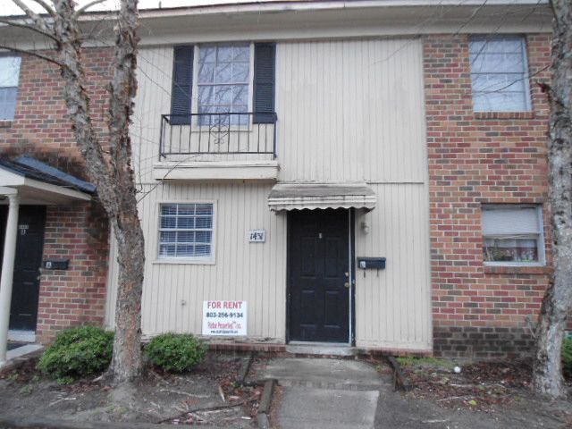Primary Photo - 1431 Aralia Dr