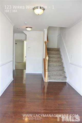 Building Photo - 123 Wirks Worth Cir
