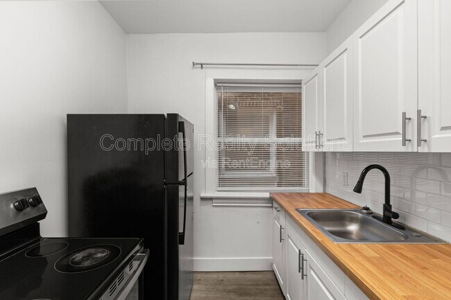 Foto del edificio - 3702 Meramec St