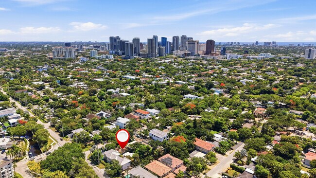 Foto del edificio - 854 SW 11th St