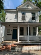 Building Photo - 806 N 5th Ave