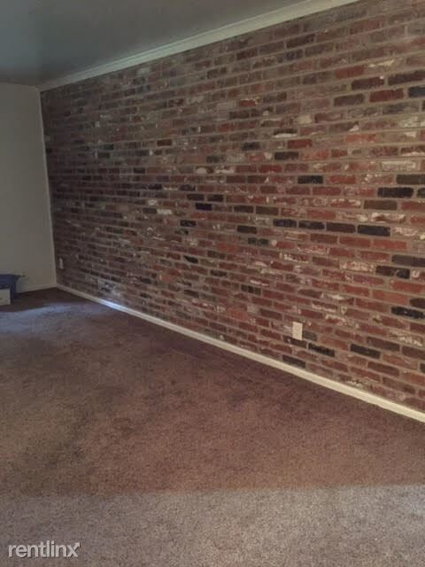 Building Photo - 2 br, 1 bath Condo - 940 Adam Dr Apt B