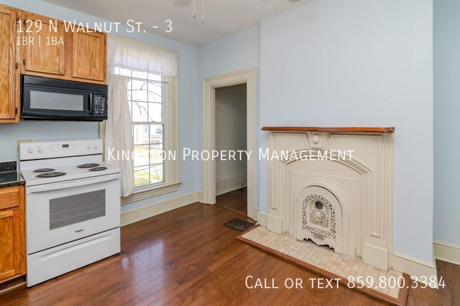 Primary Photo - Spacious 1 Bedroom NOW AVAILABLE! 1/2 OFF ...