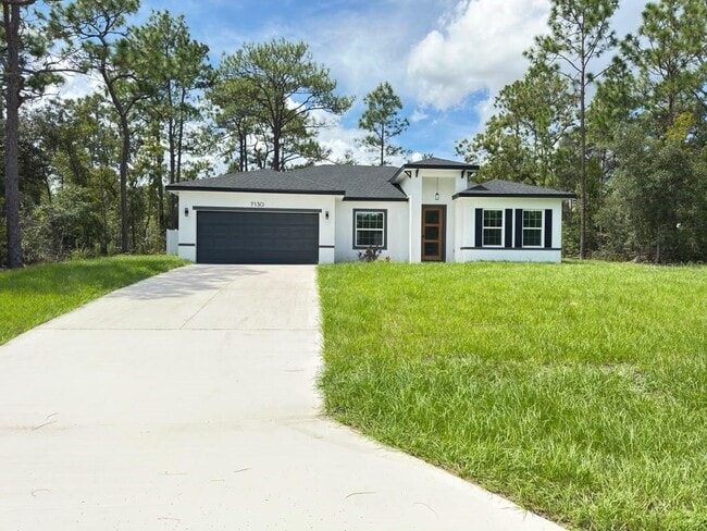 Foto del edificio - 7130 N Glenridge Cir
