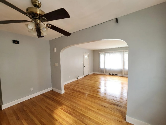 Foto del edificio - 5142 Pennsylvania St