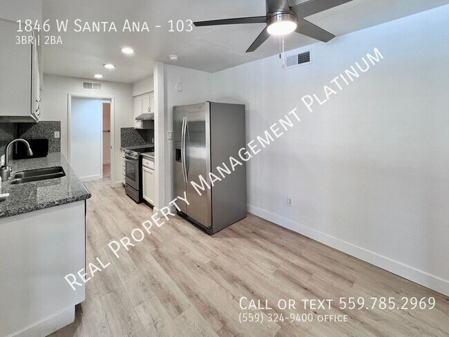 Building Photo - 1846 W Santa Ana Ave